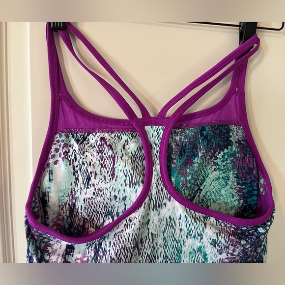 New! Fabletics Racer Back Tank multi colored, women’s size medium - Picture 2 of 10